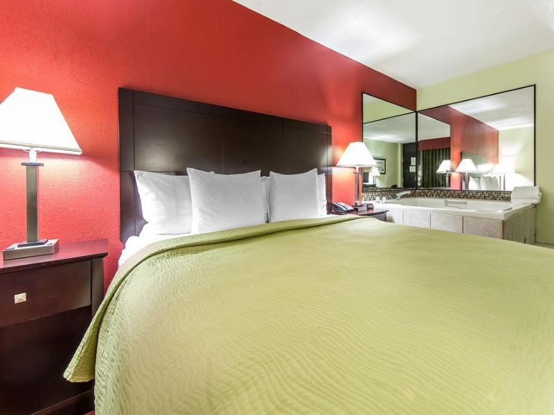 Quality Inn West Chattanooga image