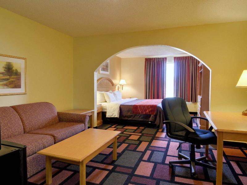 Quality Inn & Suites Malvern image