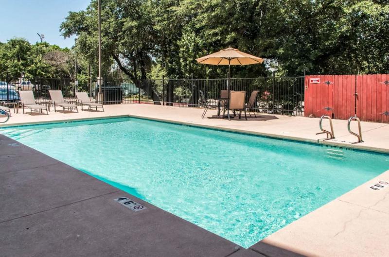 Spark By Hilton Round Rock image