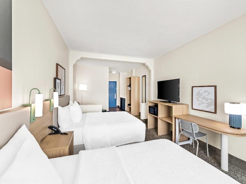 Spark By Hilton Round Rock image