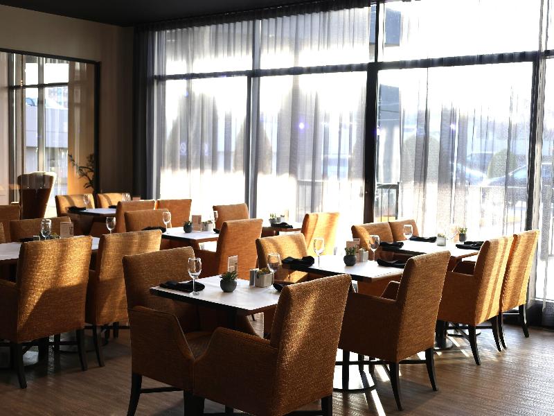 Travelodge Convention Centre by Wyndham Quebec image