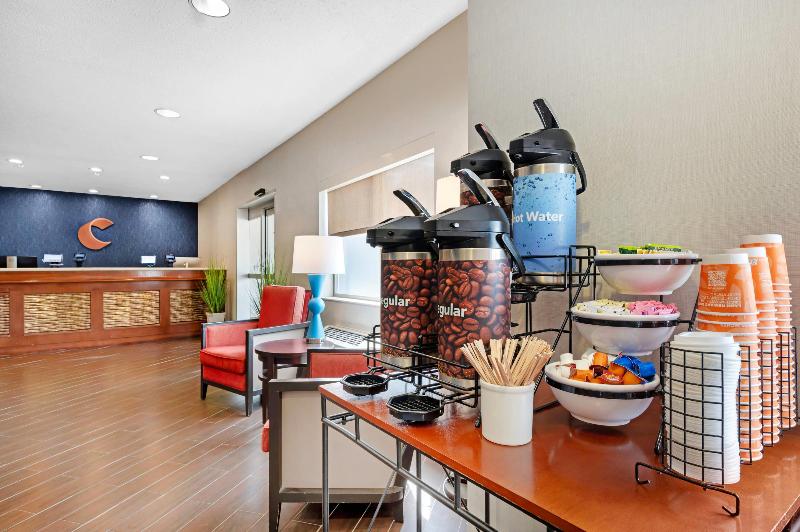 Comfort Inn & Suites North Greenfield image