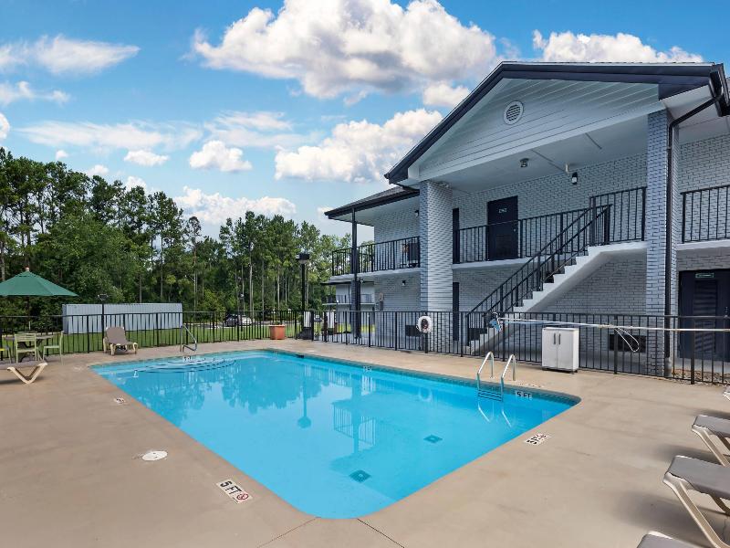 Quality Inn Clinton - Laurens I-26