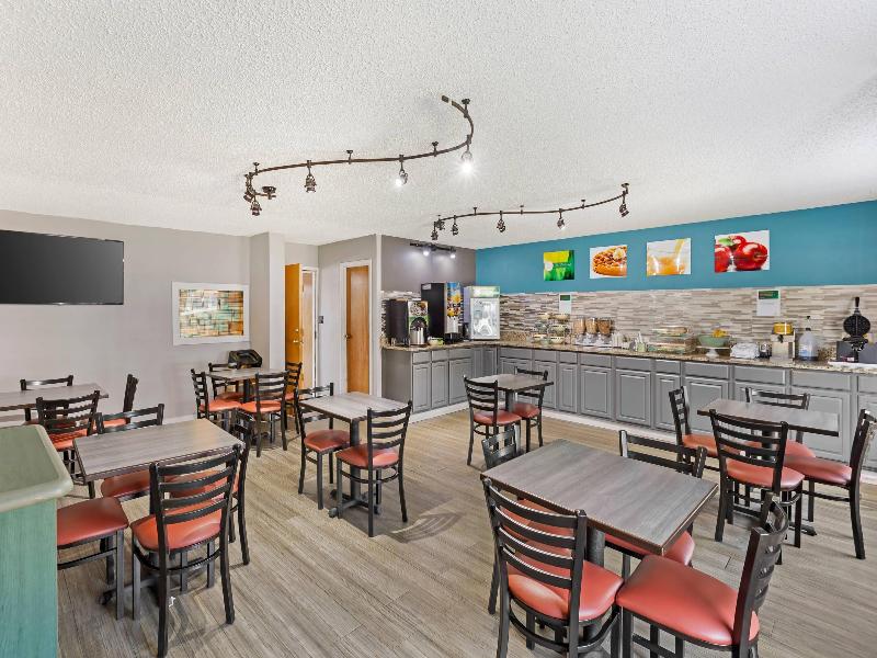 Quality Inn Clinton - Laurens I-26
