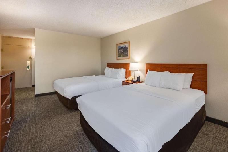 Quality Inn & Suites Canon City image
