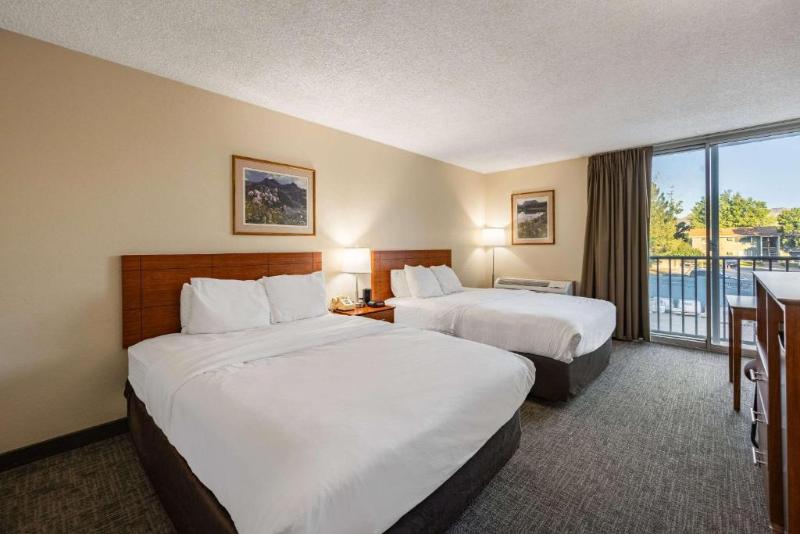 Quality Inn & Suites Canon City image