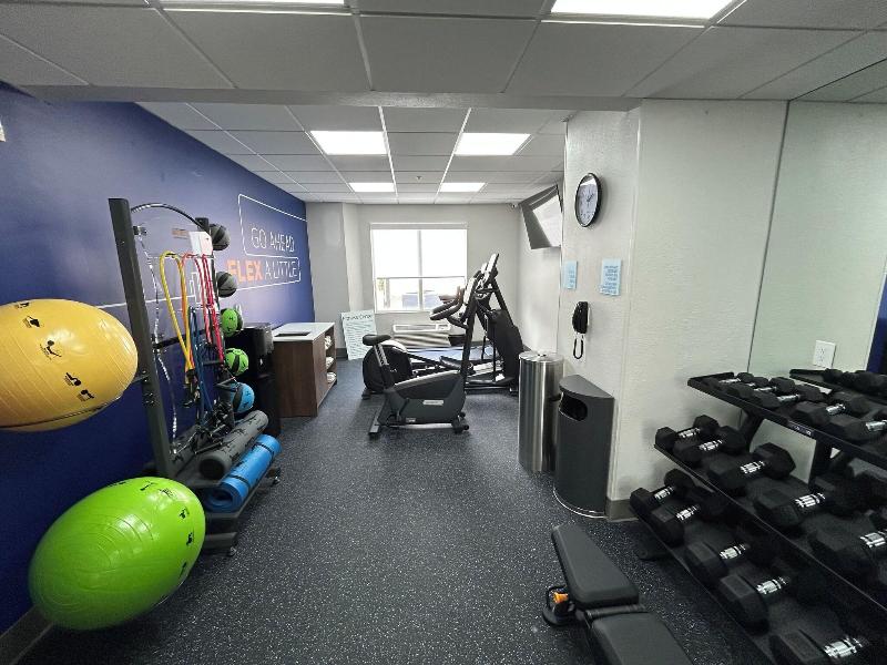 Holiday Inn Express Dania Beach Airport Area image