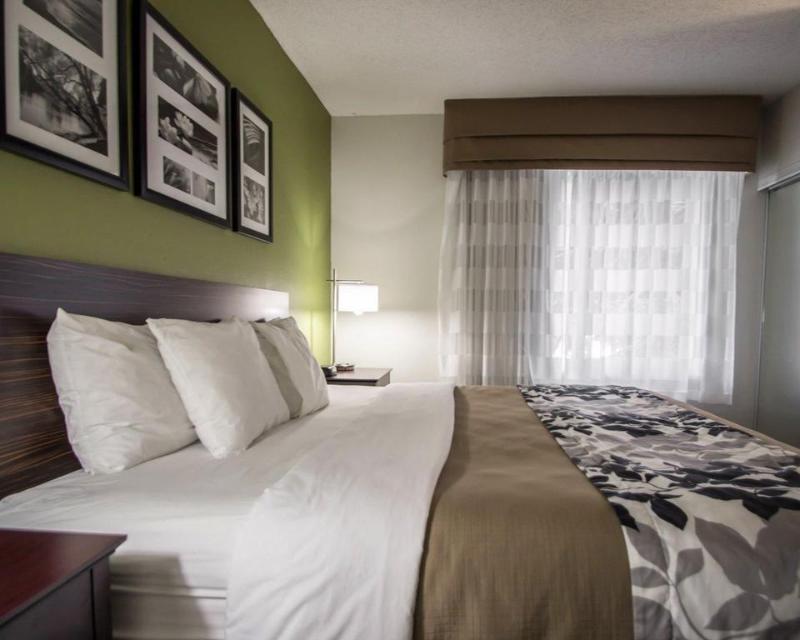Holiday Inn Express Dania Beach Airport Area image