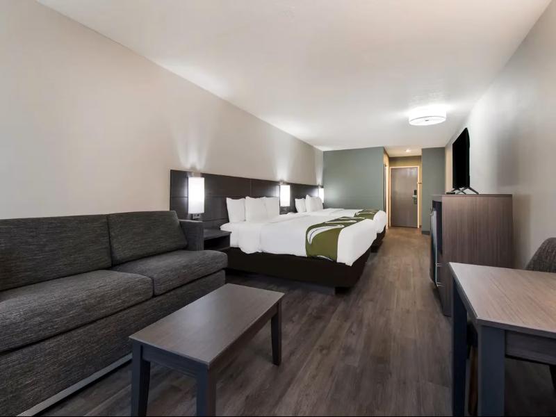 Quality Inn & Suites Wilsonville image