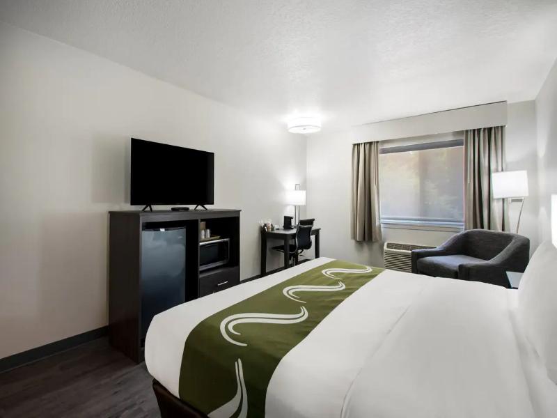 Quality Inn & Suites Wilsonville image