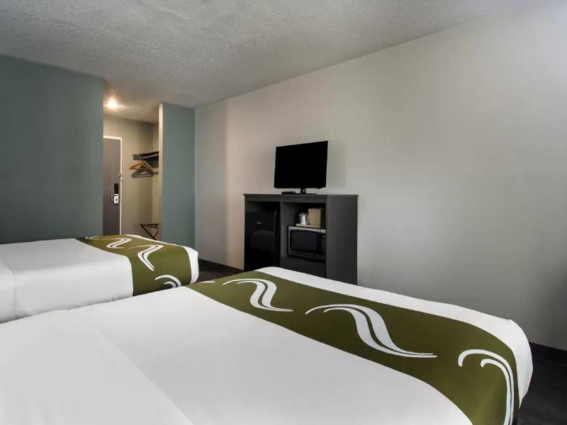 Quality Inn & Suites Wilsonville image