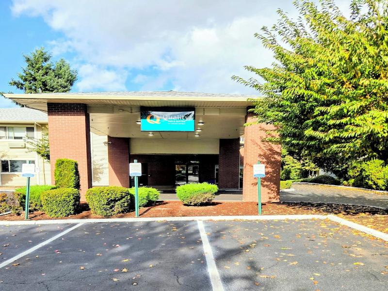 Quality Inn & Suites Wilsonville image
