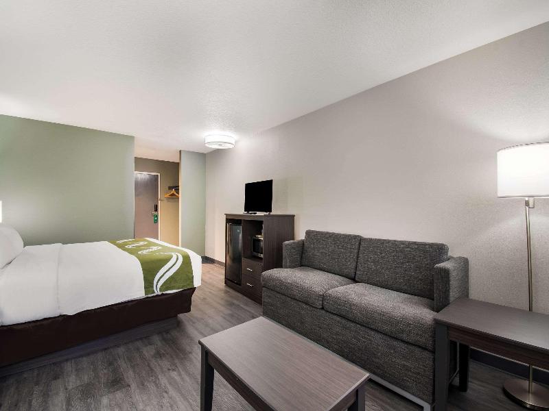 Quality Inn & Suites Wilsonville image