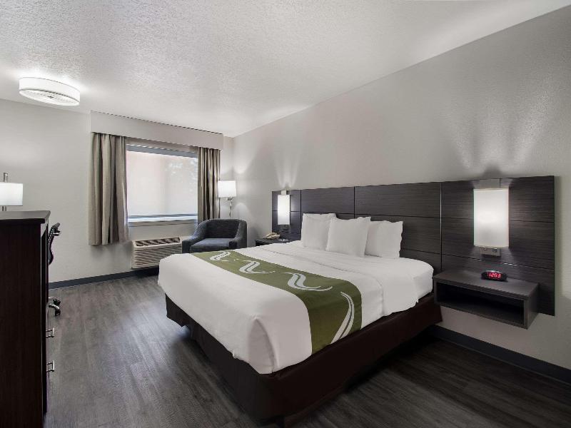 Quality Inn & Suites Wilsonville image
