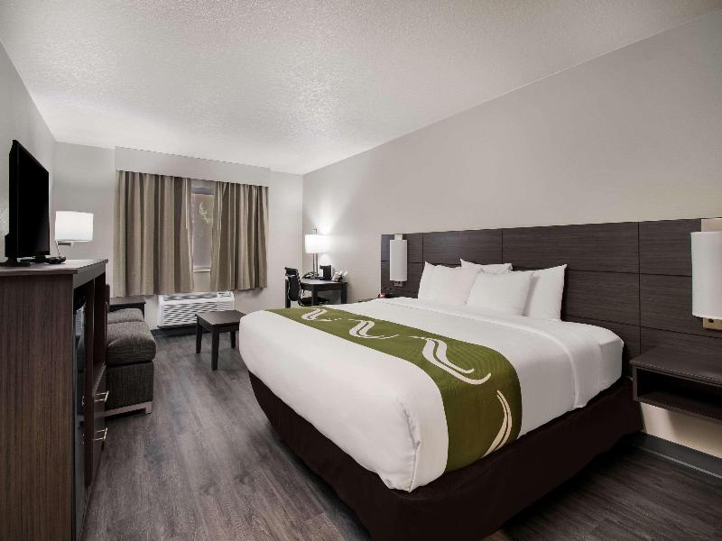 Quality Inn & Suites Wilsonville image