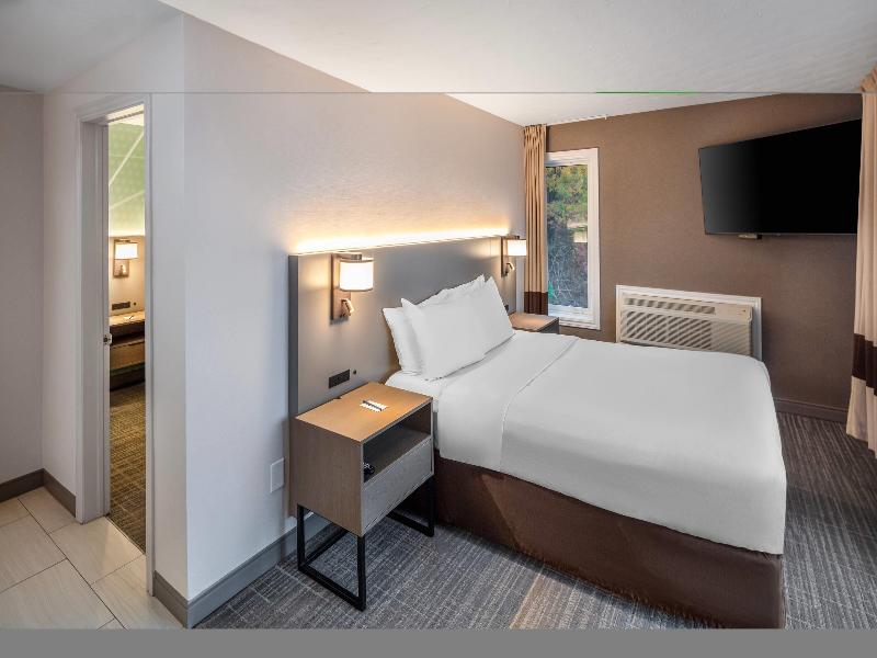 Comfort Inn Halifax image