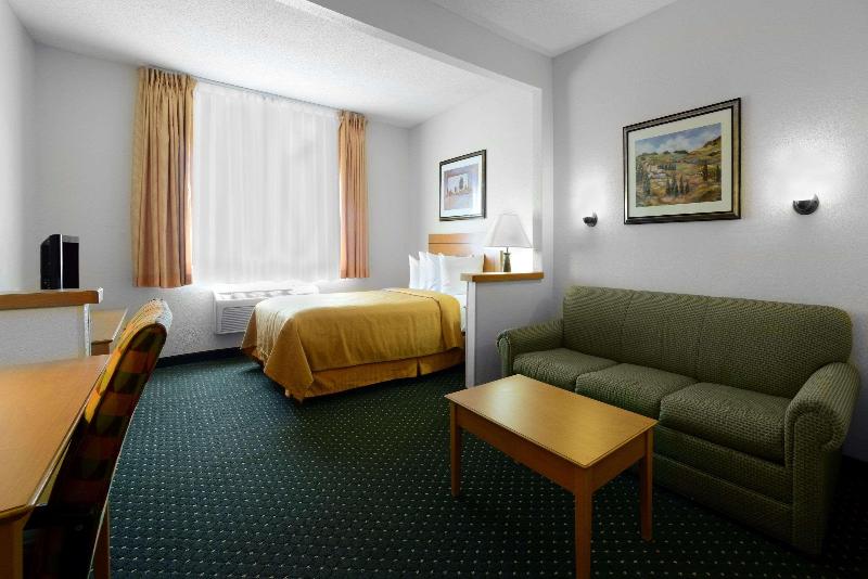 Quality Inn&Suites Springfield Southwest Near I-72 image