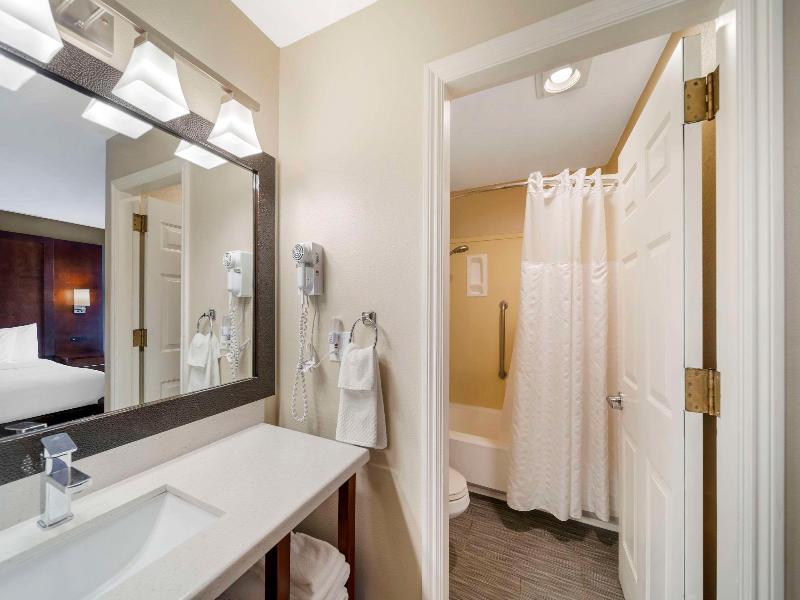 Comfort Inn Red Bluff image