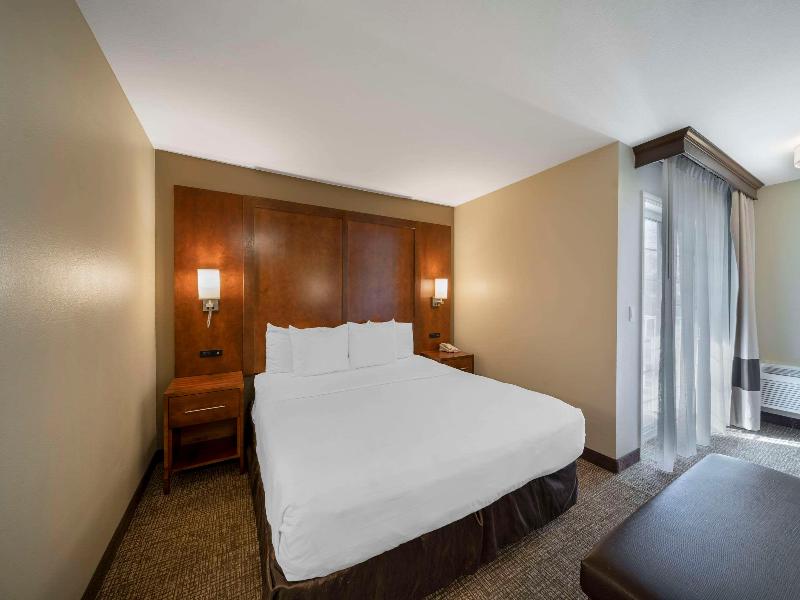 Comfort Inn Red Bluff image