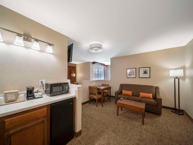 Comfort Inn Red Bluff image