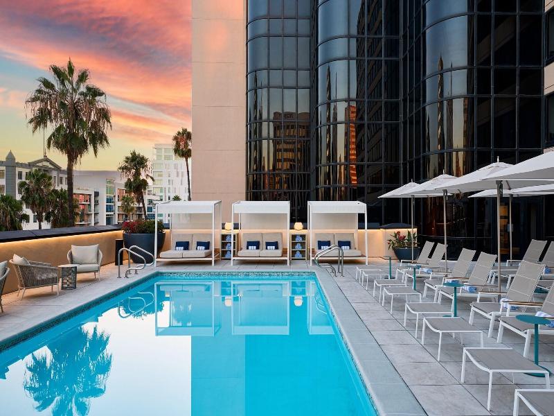 Marriott Long Beach Downtown image