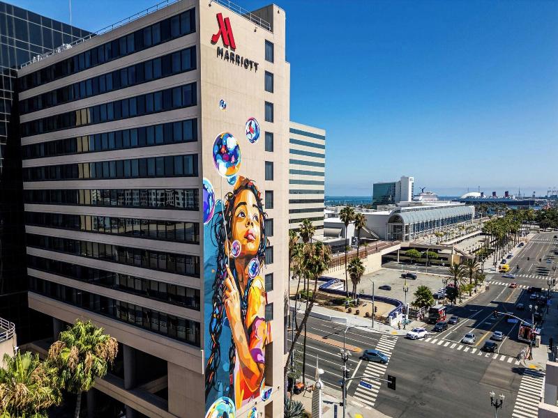 Marriott Long Beach Downtown image
