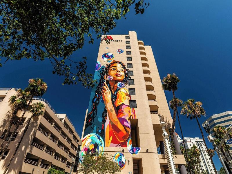 Marriott Long Beach Downtown image