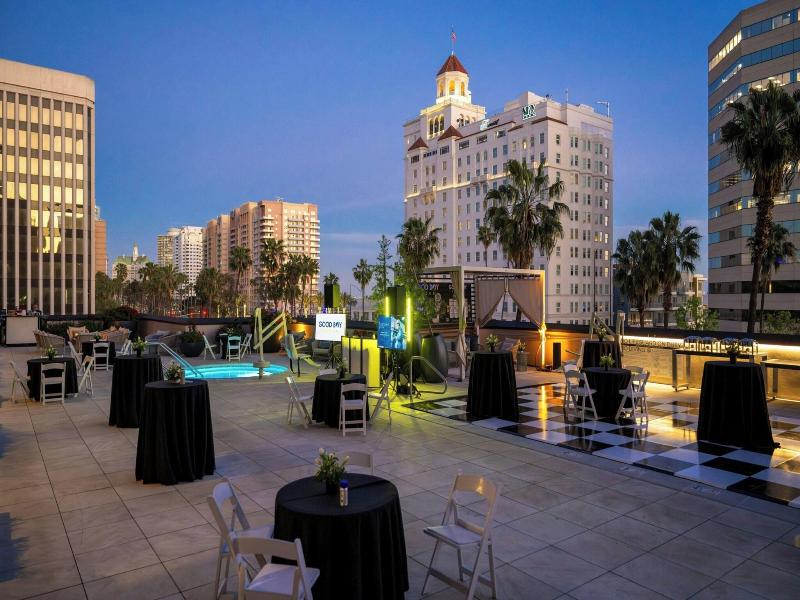 Marriott Long Beach Downtown image