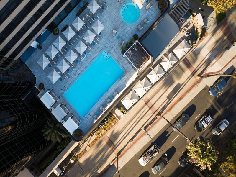 Marriott Long Beach Downtown image