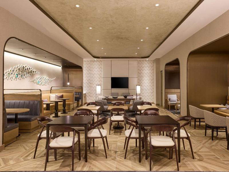 Marriott Long Beach Downtown image