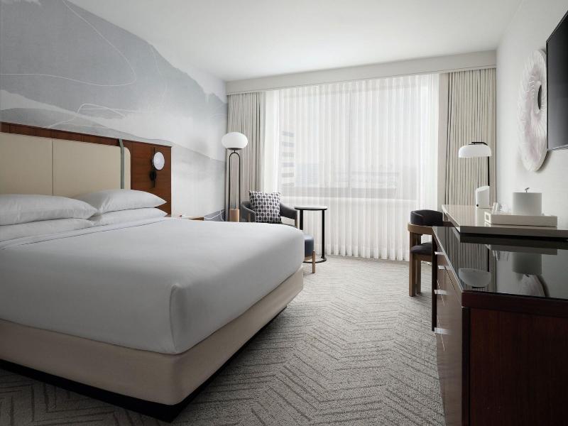 Marriott Long Beach Downtown image