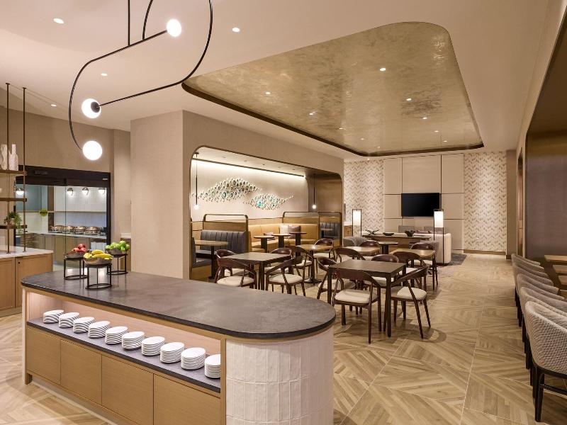 Marriott Long Beach Downtown image