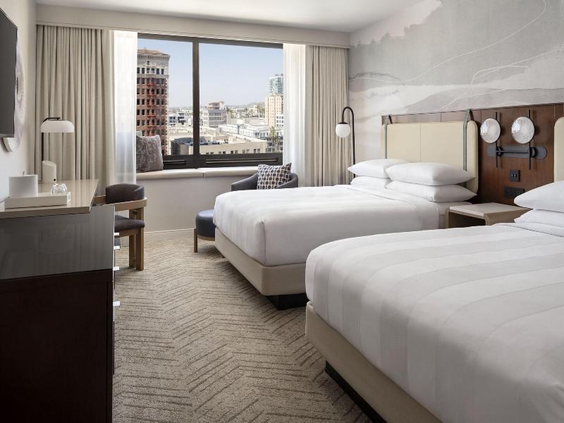 Marriott Long Beach Downtown image