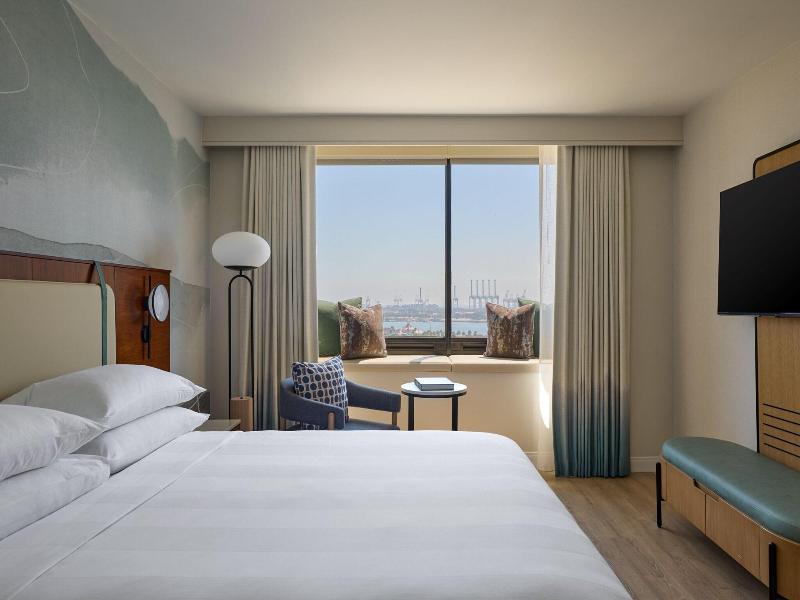 Marriott Long Beach Downtown image