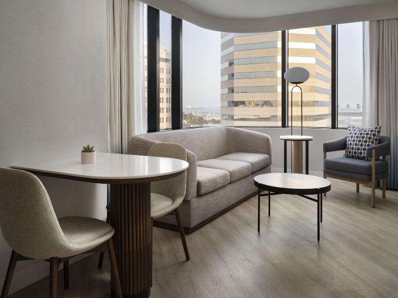 Marriott Long Beach Downtown image