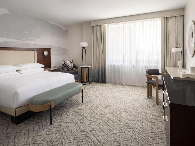 Marriott Long Beach Downtown image