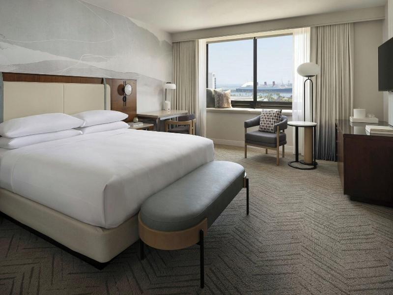 Marriott Long Beach Downtown image