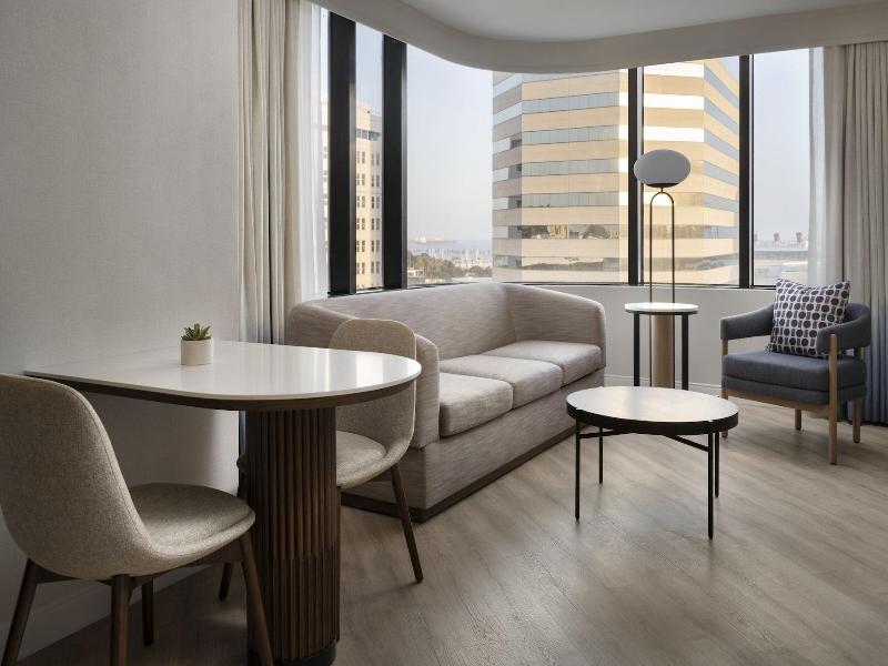 Marriott Long Beach Downtown image