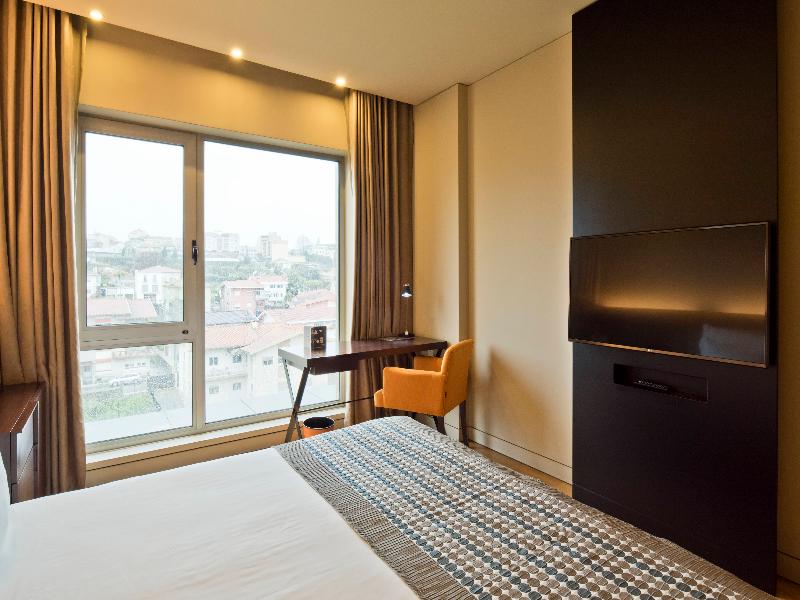 Golden Tulip São João da Madeira  image