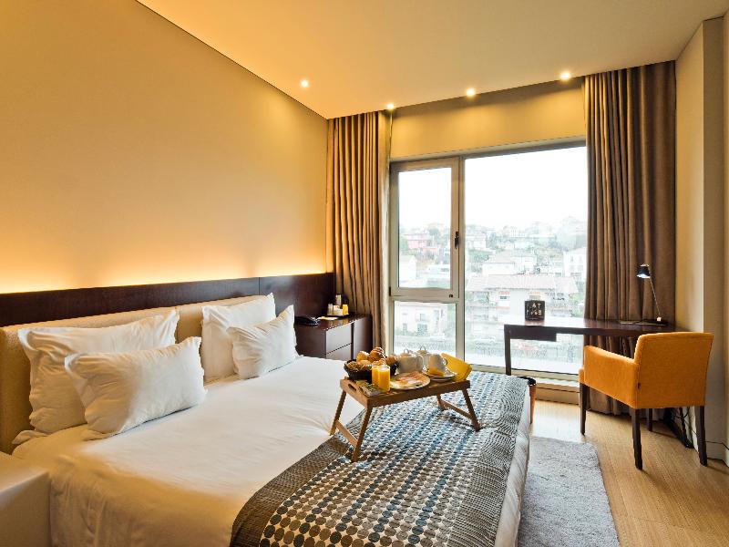 Golden Tulip São João da Madeira  image