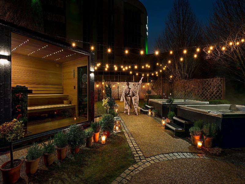 Carlton Hotel Blanchardstown image