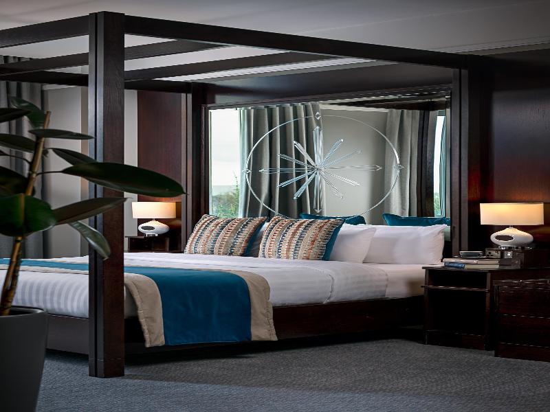Carlton Hotel Blanchardstown image