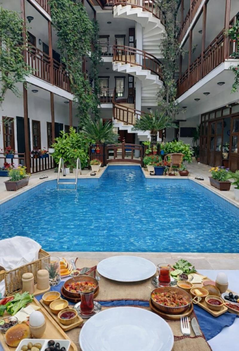 Karyatit hotel Kaleici image