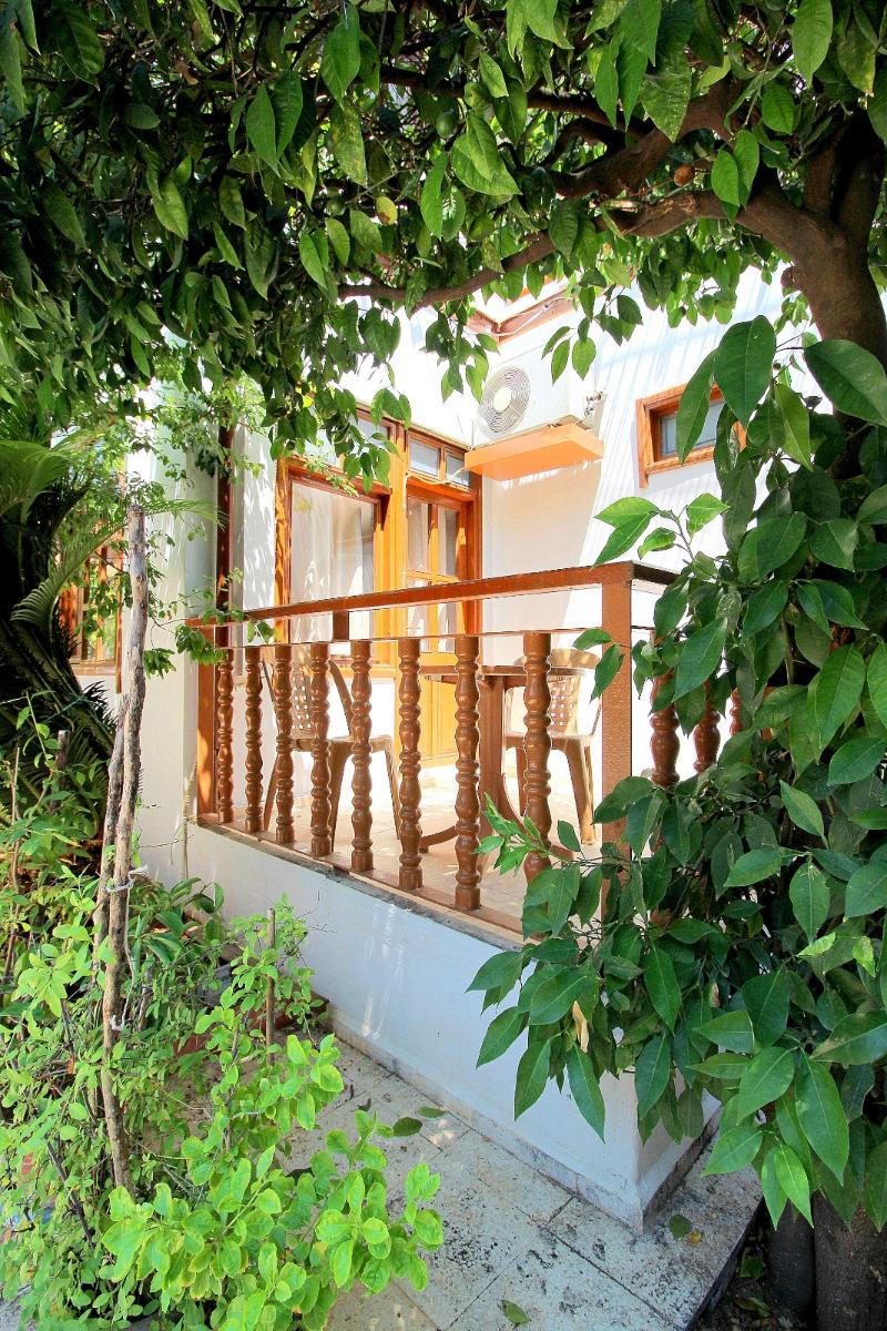 Karyatit hotel Kaleici image