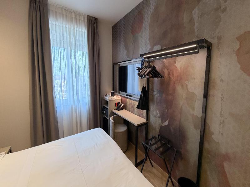 Astoria Sure Hotel Collection by Best Western image