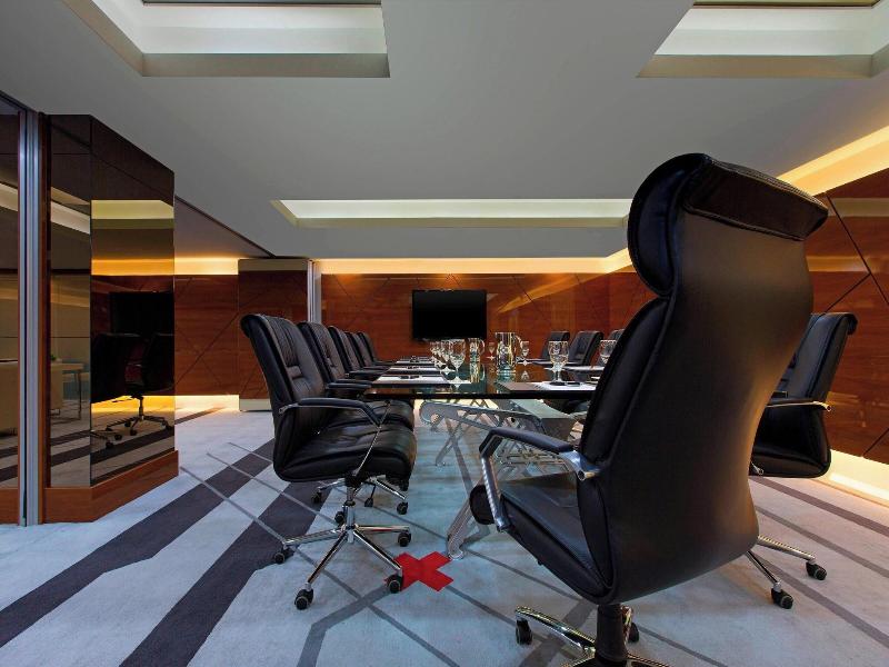 Le Meridien Kota Kinabalu image