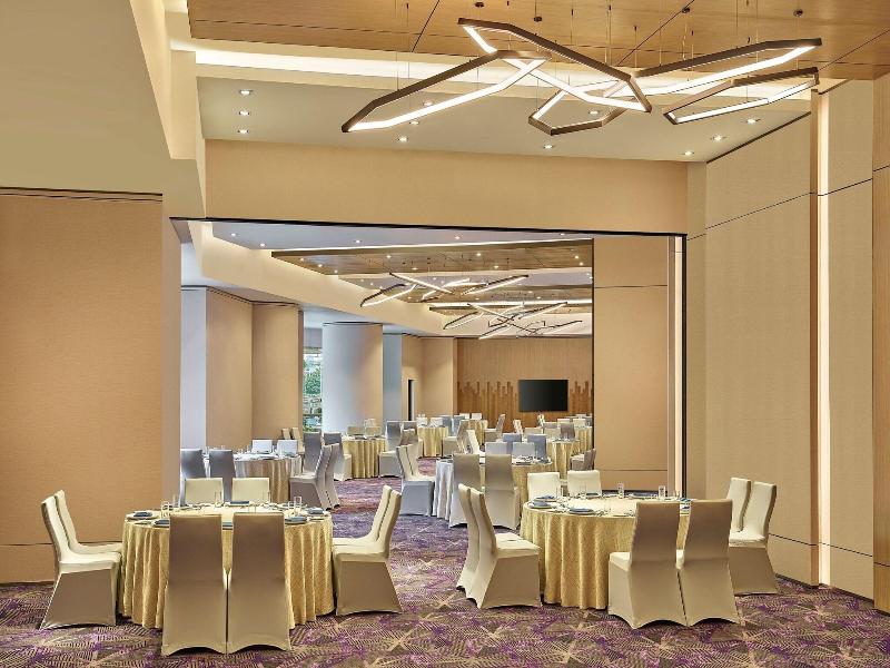 Renaissance Kuala Lumpur Hotel image