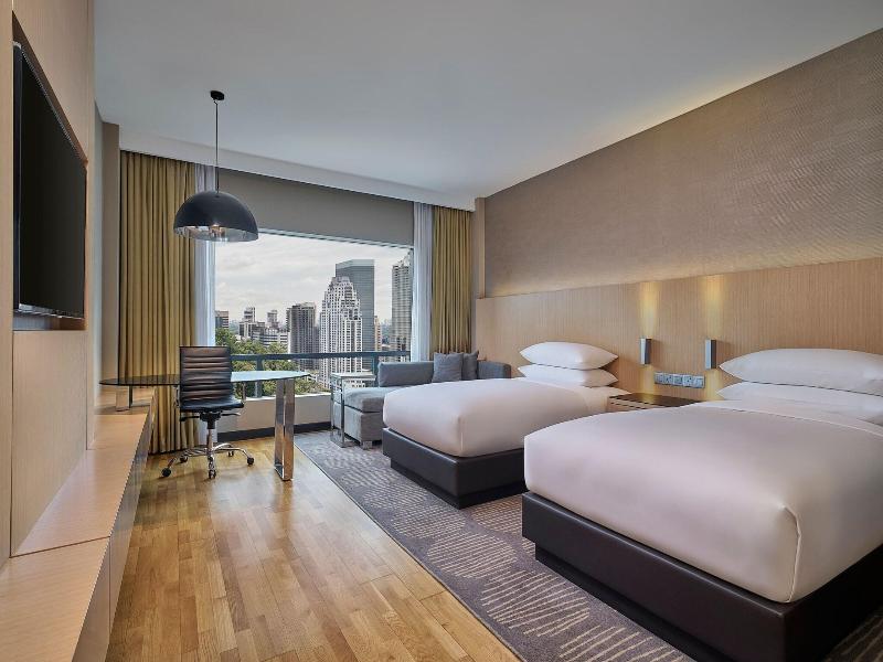 Renaissance Kuala Lumpur Hotel image