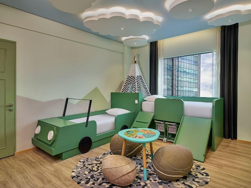 Renaissance Kuala Lumpur Hotel image