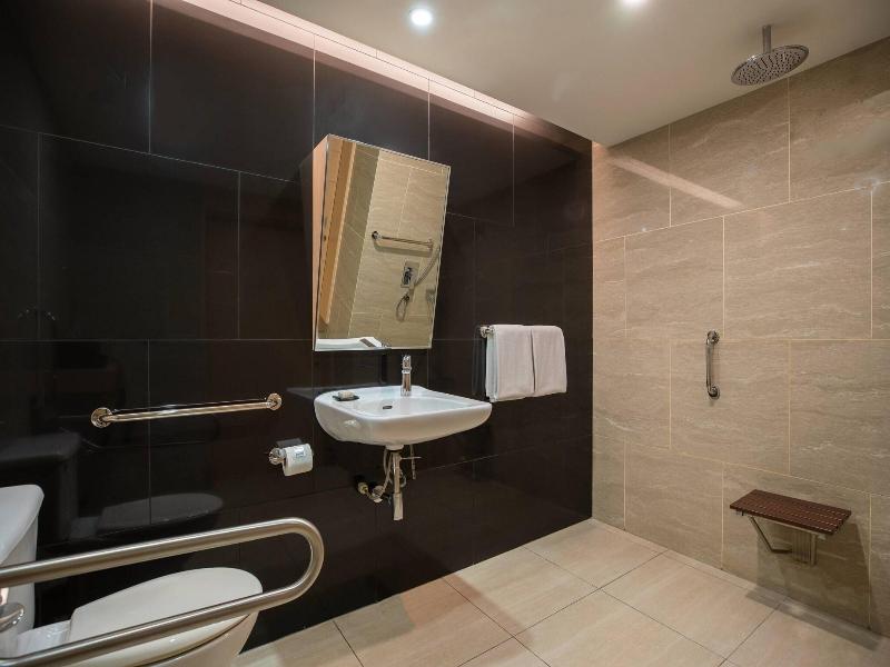 Renaissance Kuala Lumpur Hotel image